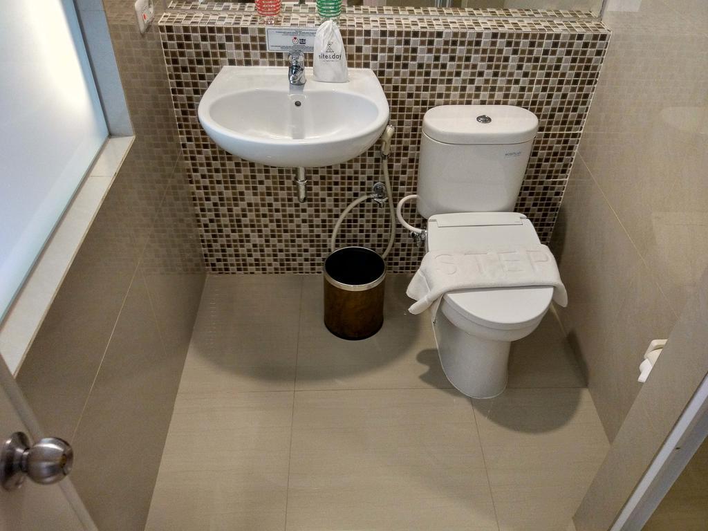 All Nite And Day Hotel Alam Sutera سيربونغ المظهر الخارجي الصورة